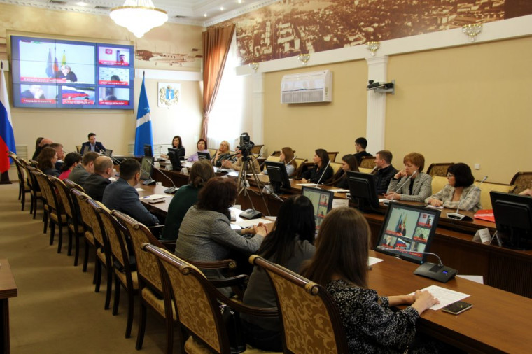 Органы власти и НКО – в Ульяновской области обсудили вопросы по формированию в гражданском обществе антикоррупционного мировоззрения. Органы власти и НКО – в Ульяновской области обсудили вопросы по формированию в гражданском обществе антикоррупционного мировоззрения.